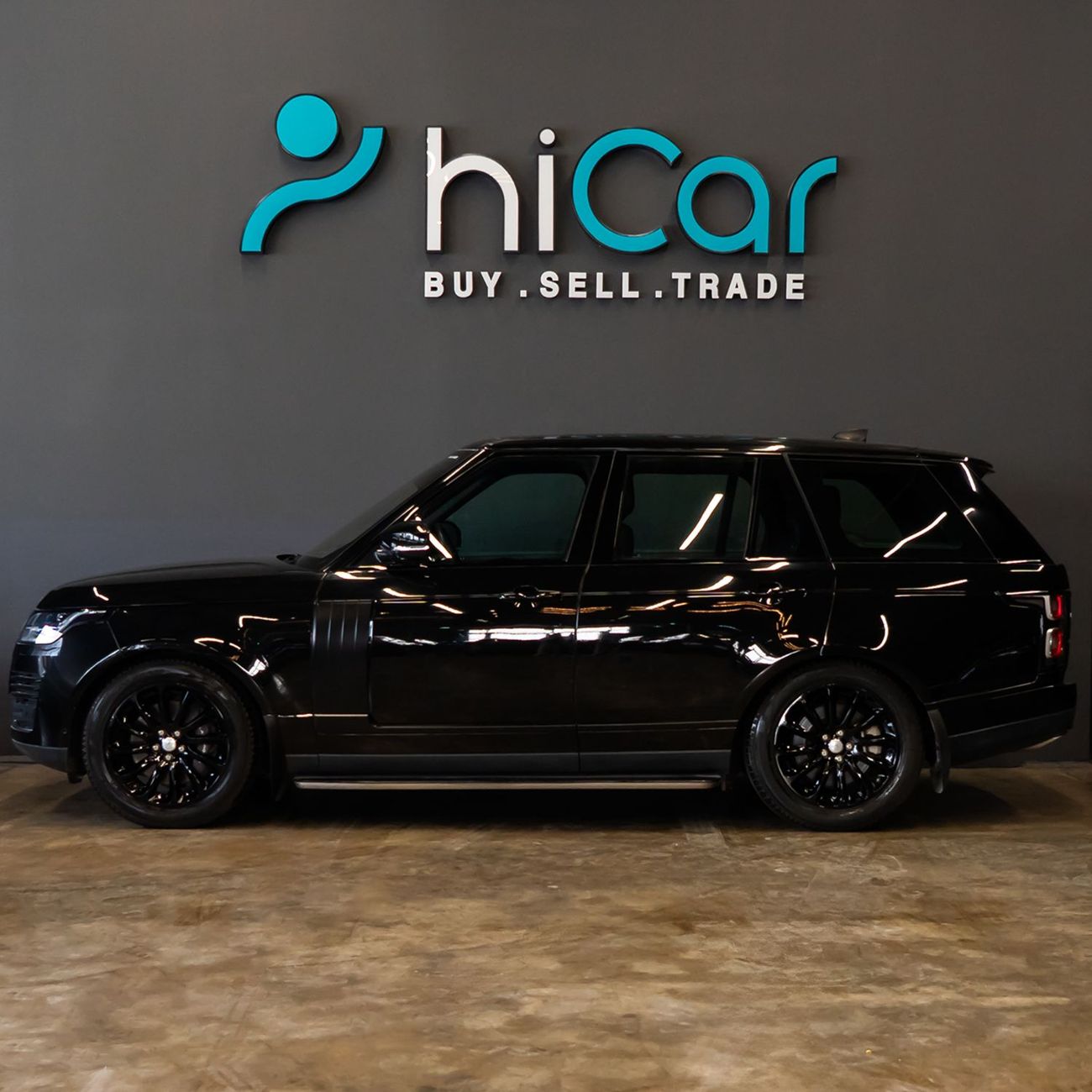 Land Rover Range Rover HSE 3.0L (380 HP) AED 2,394  pm  • 0% Downpayment • Range Rover HSE • 1 Year Warranty