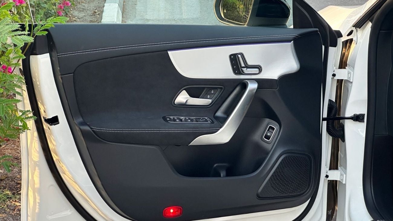 مرسيدس بنز CLA 200 2026 GCC Full options AMG Package Agency Warranty