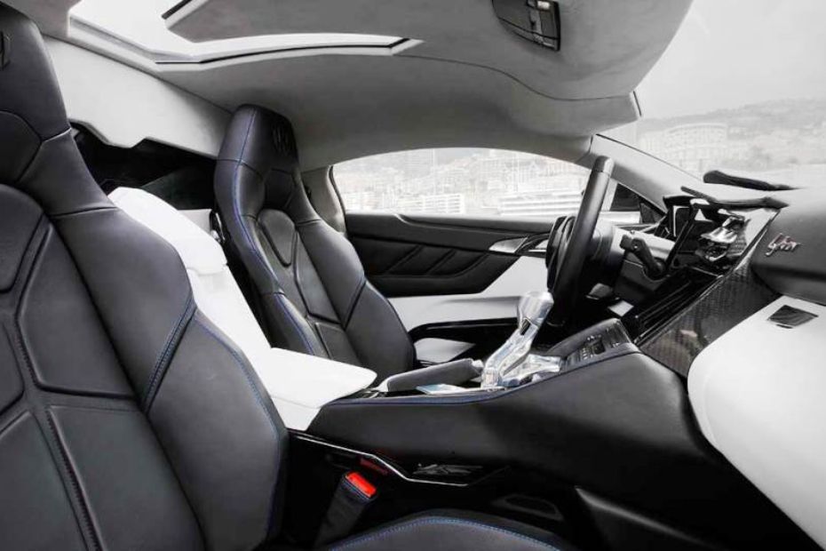 W Motors Lykan HyperSport interior - Seats