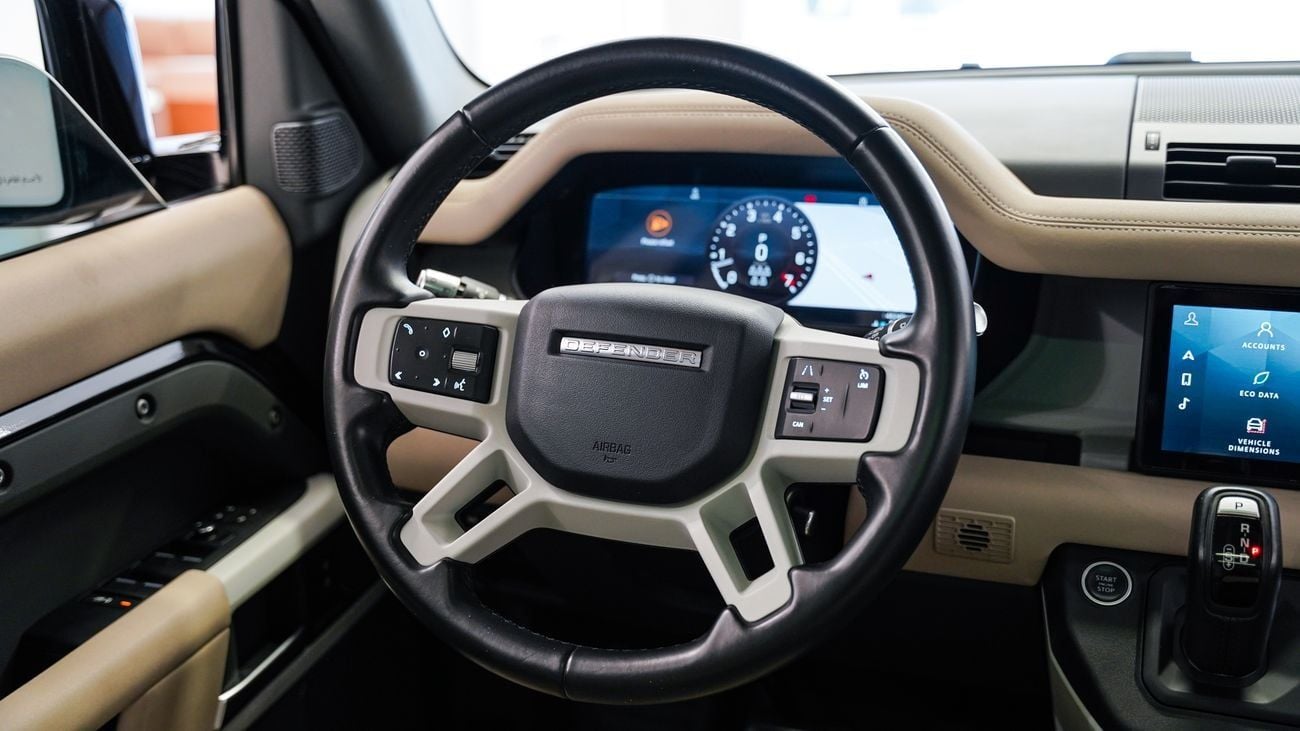 Land Rover Defender P300 110 2.0L (7 Seater)