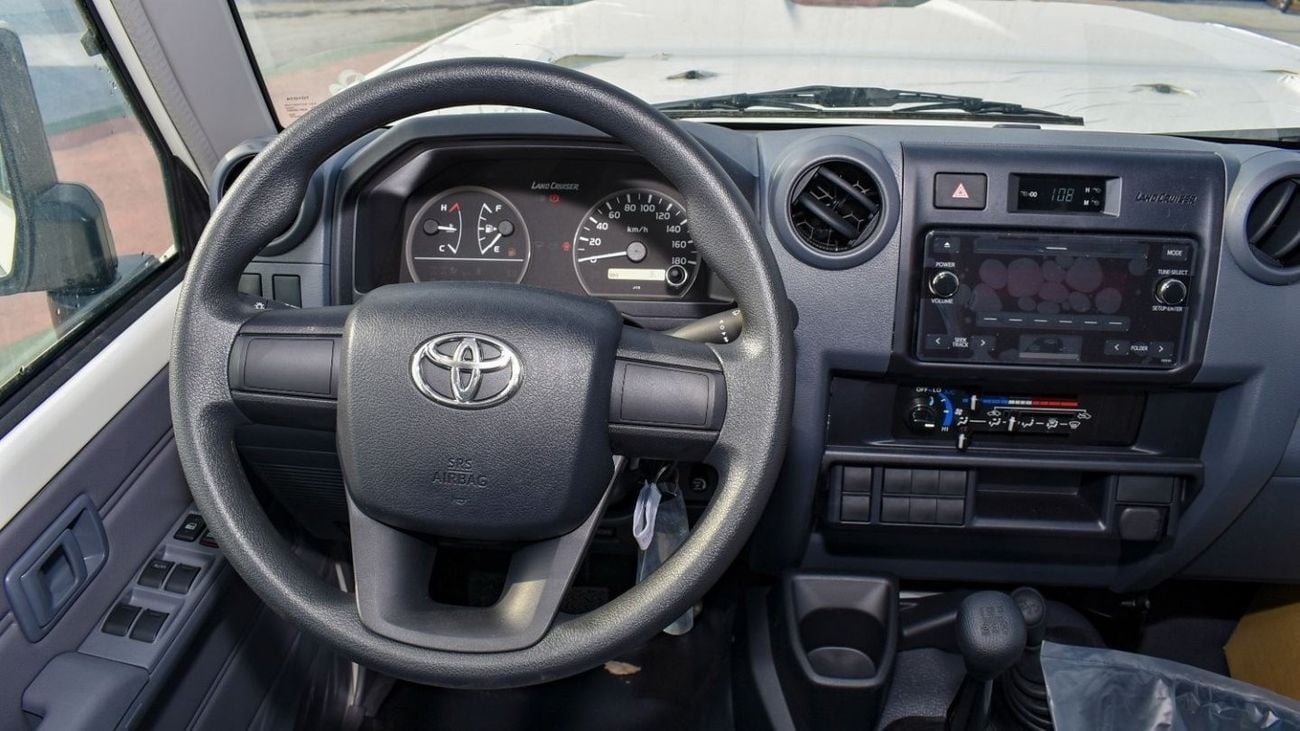 تويوتا لاند كروزر 70 Toyota Land Cruiser Hardtop 5Door 4.2L Manual- 2025 Model