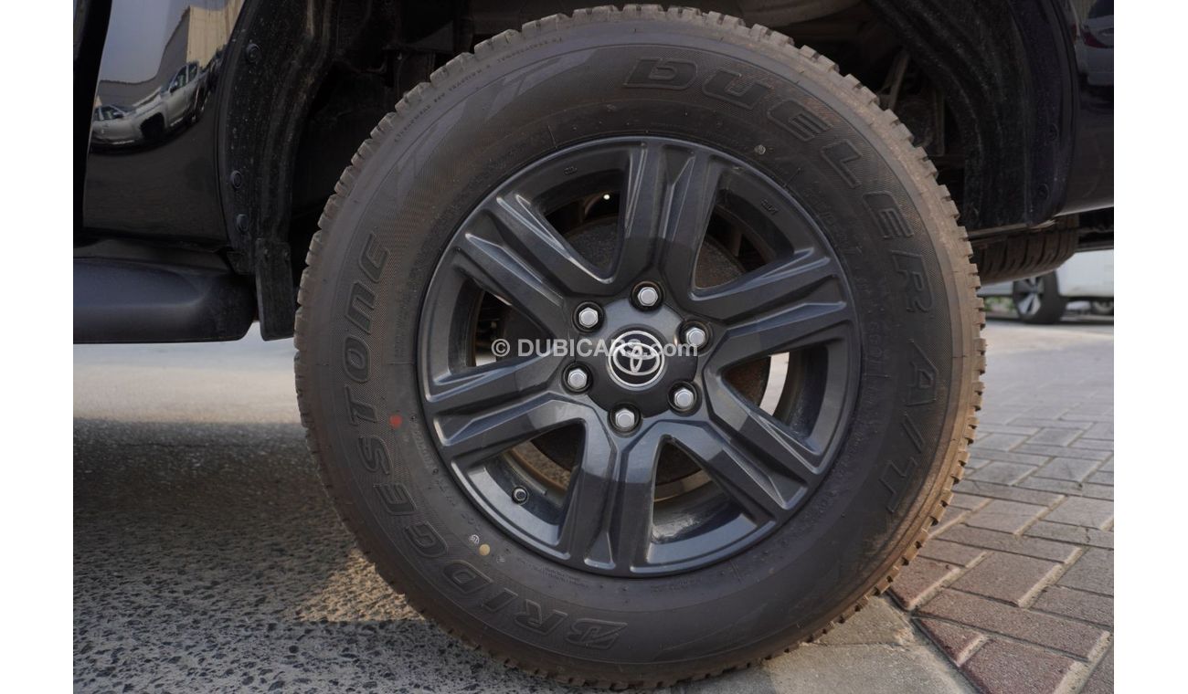 Toyota Hilux 2023 Toyota Hilux 2.7L Petrol 4WD