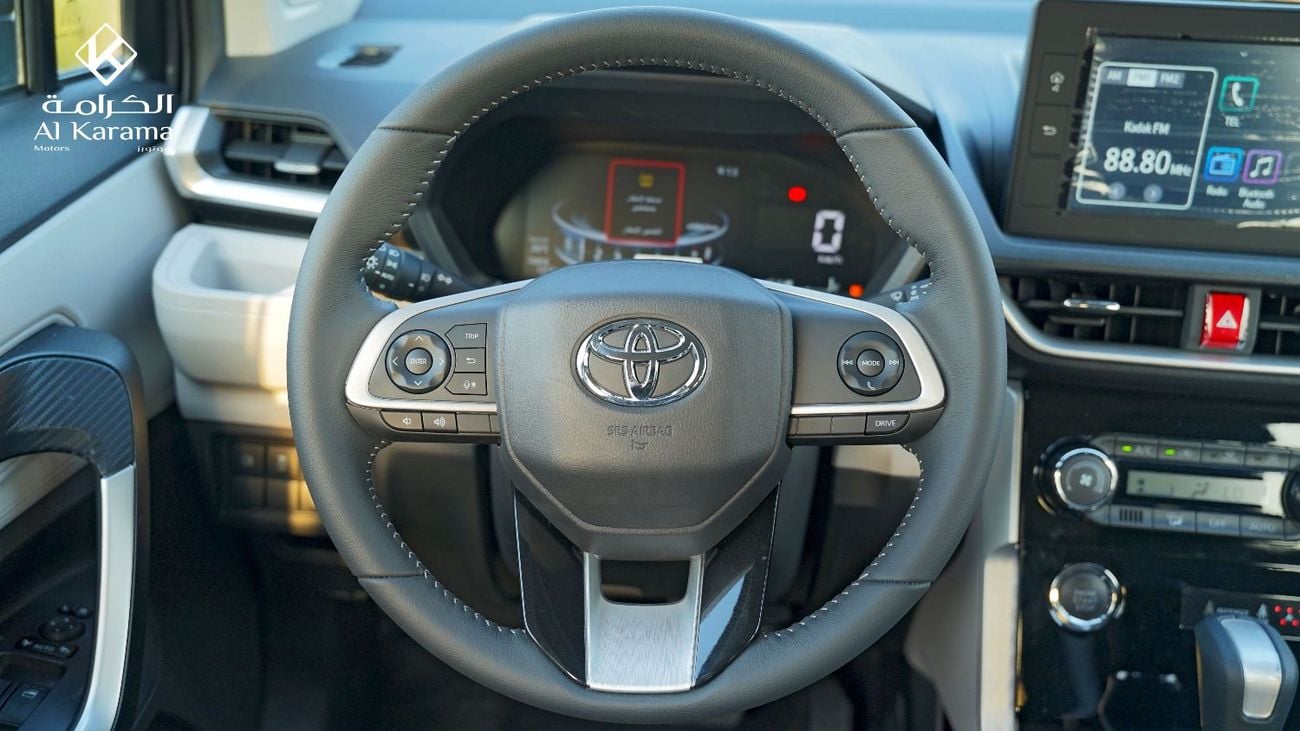 تويوتا فيلوز 1.5L - 7 Seater - Rear Camera - Wireless Charger - GCC Specs - Alloy Wheels