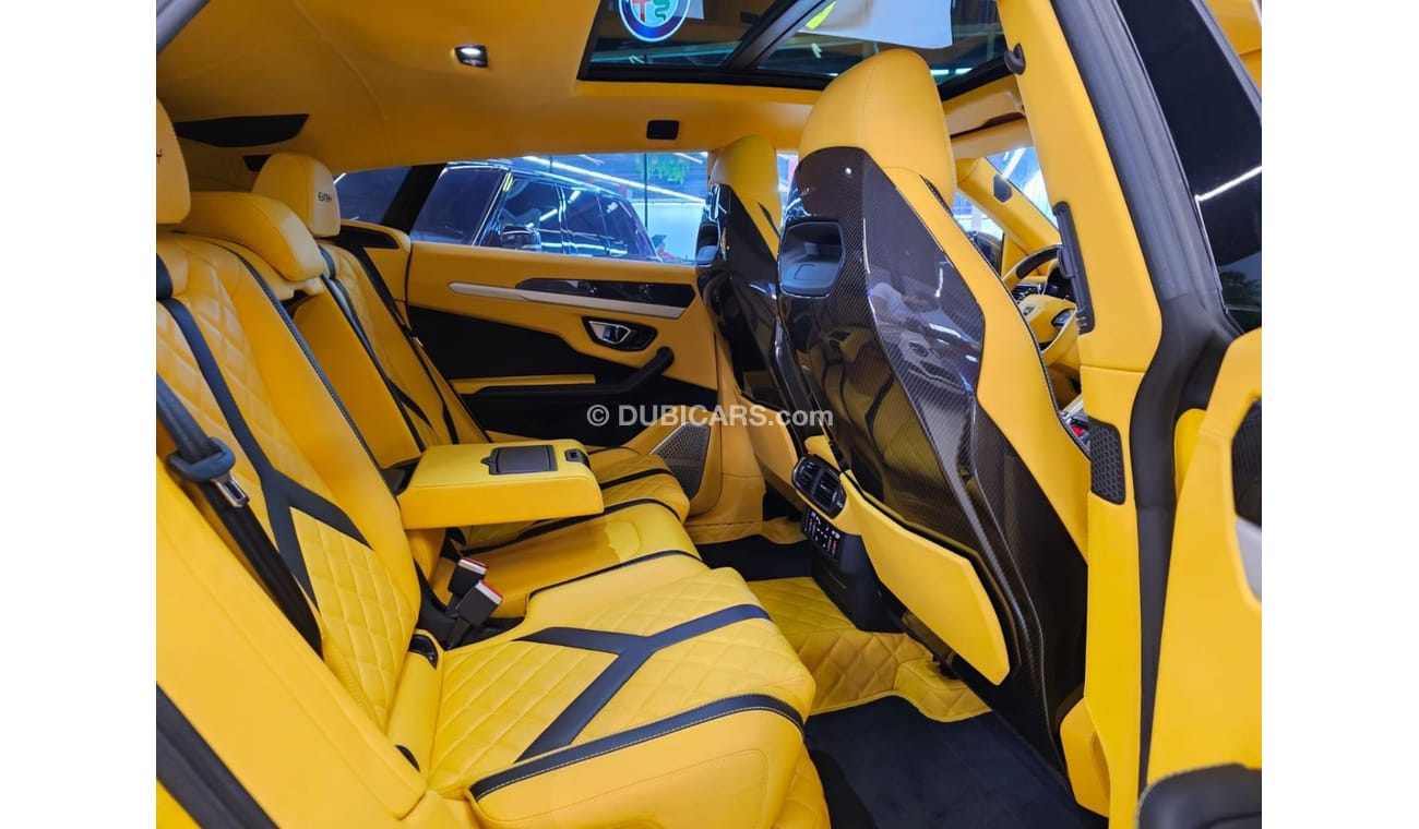 Lamborghini Urus LAMBORGHINNI URUS KEYVANY 2021/5 YEARS WARRANTY AND SERVICE CONTRACT