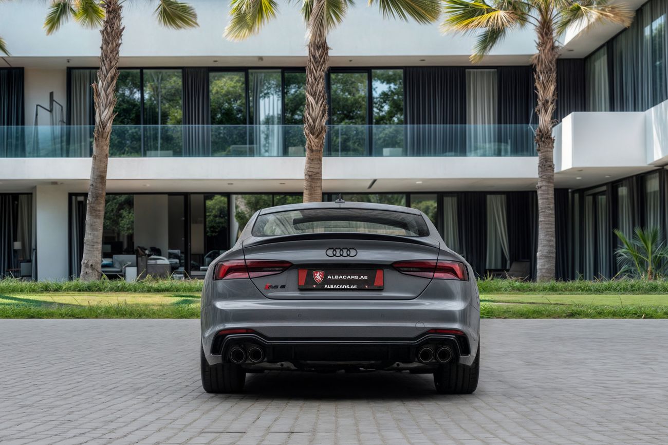 Audi RS5 RS5 | 3,721 P.M | 0% Downpayment | Pristine Condition!