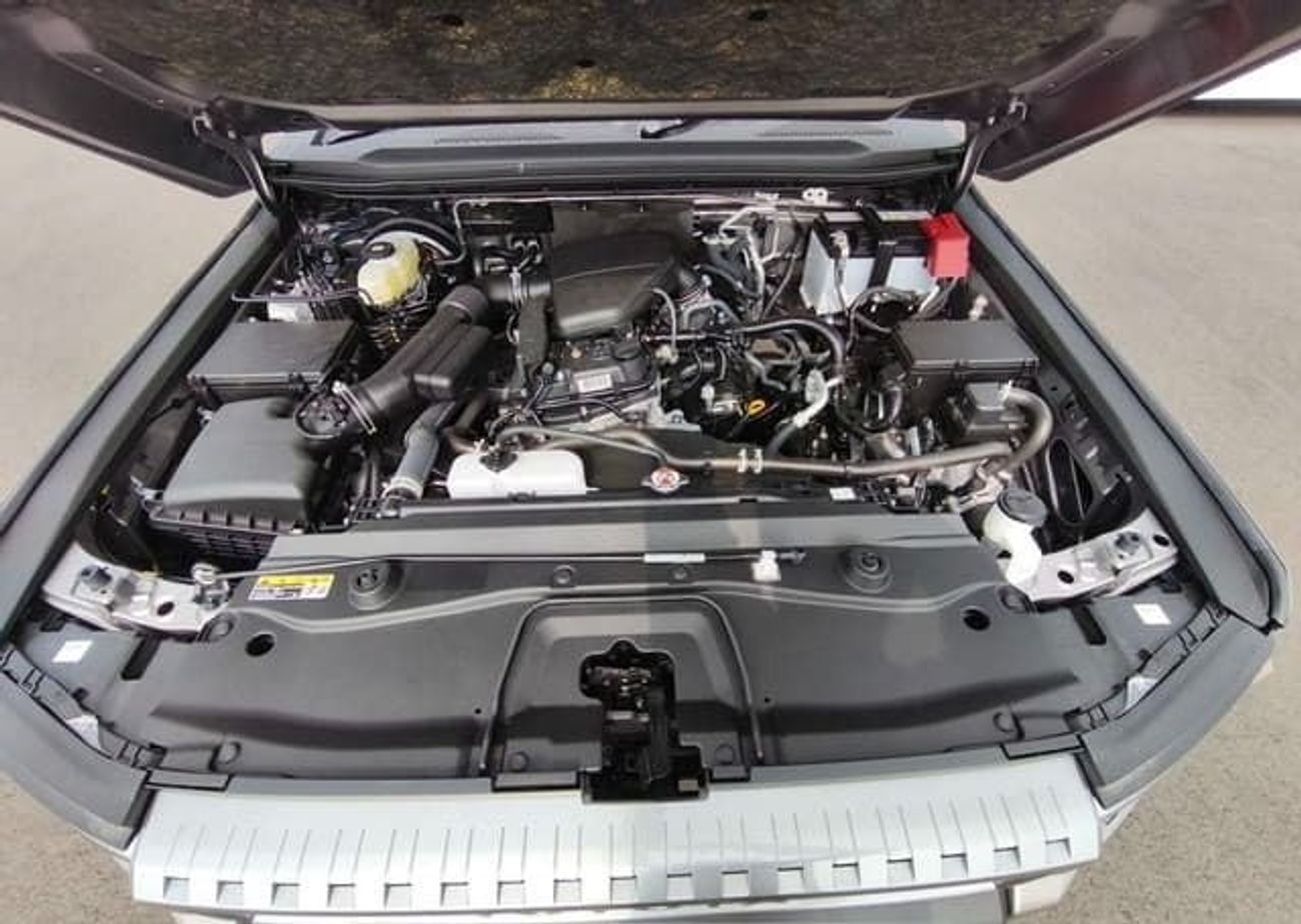 تويوتا لاند كروزر TOYOTA LAND CRUISER SUV RHD 2025 MODEL 2.6 L PETROL AUTOMATIC(PM21726)