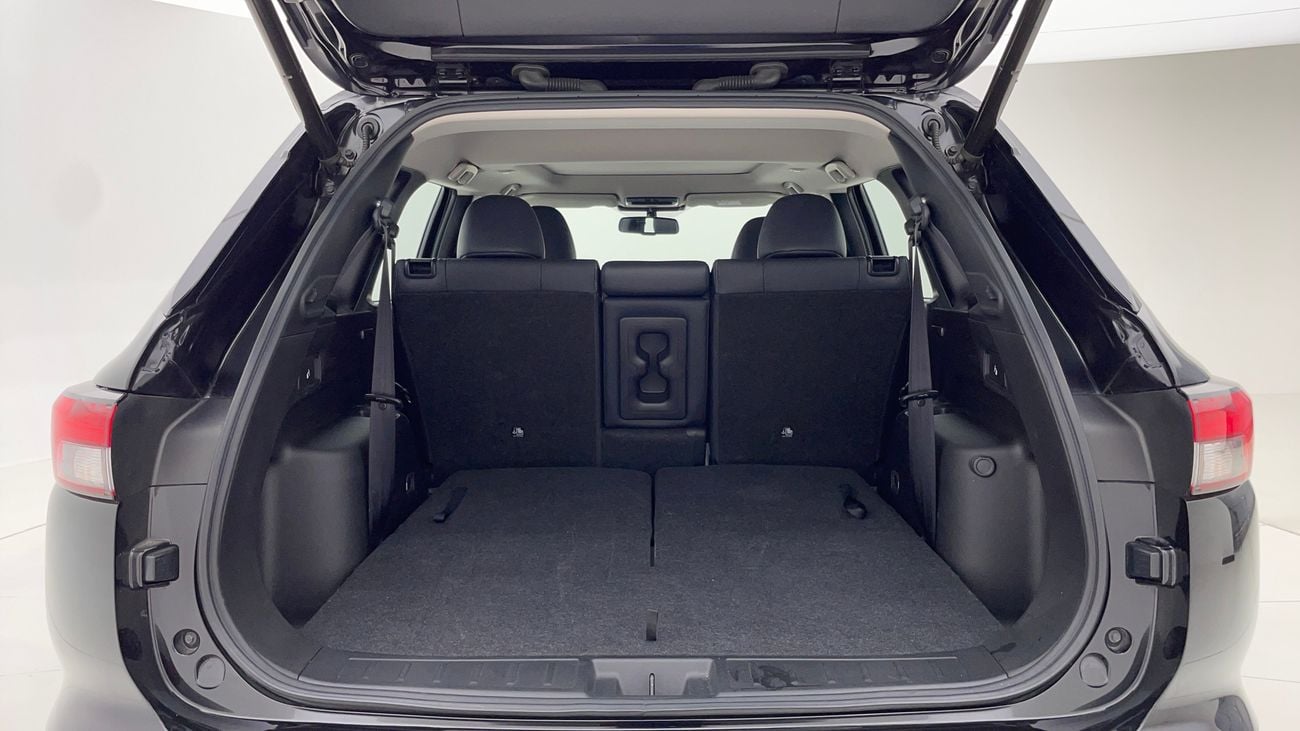 Mitsubishi Outlander HL SYNTHETIC LEATHER SEATS WITH SUNROOF 2.5 | Zero Down Payment | Free Home Test Drive