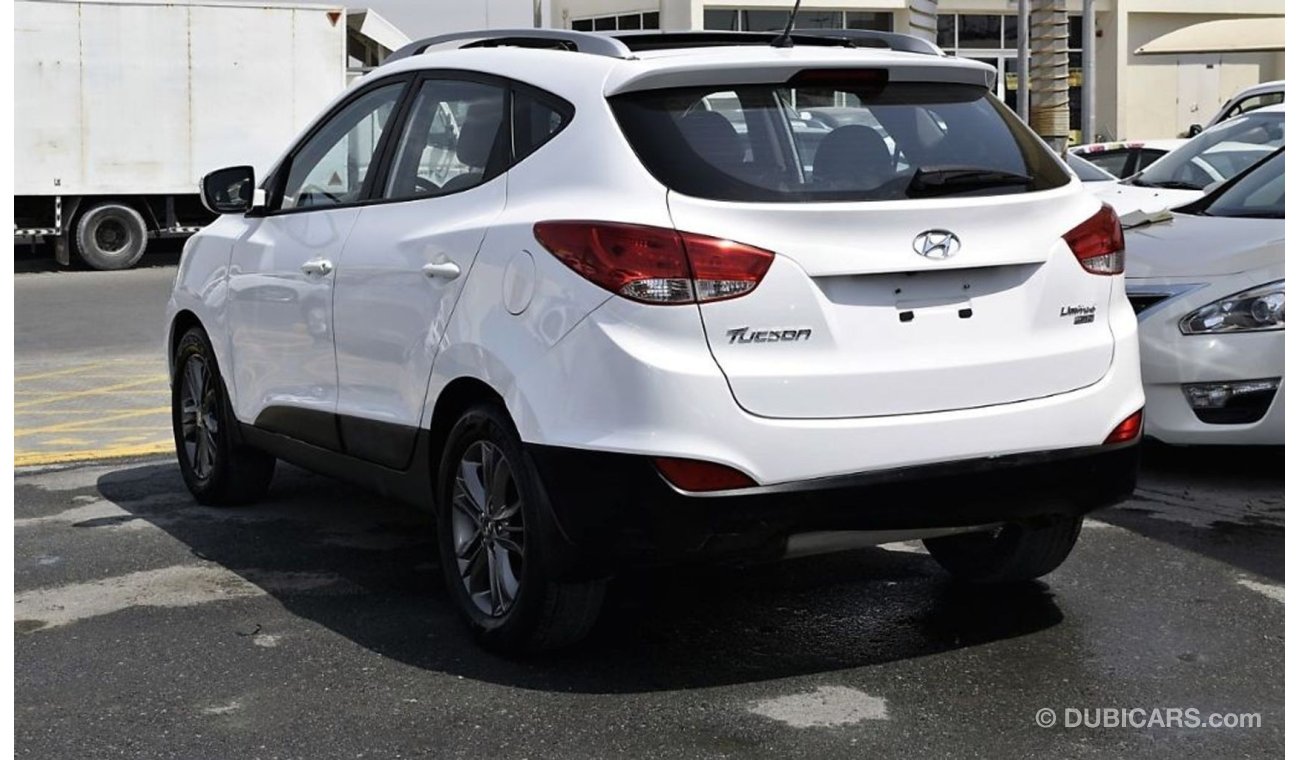 Hyundai Tucson ACCIDENTS FREE - ORIGINAL PAINT - CAR IS IN PERFECT CONDITION INSIDE OUT