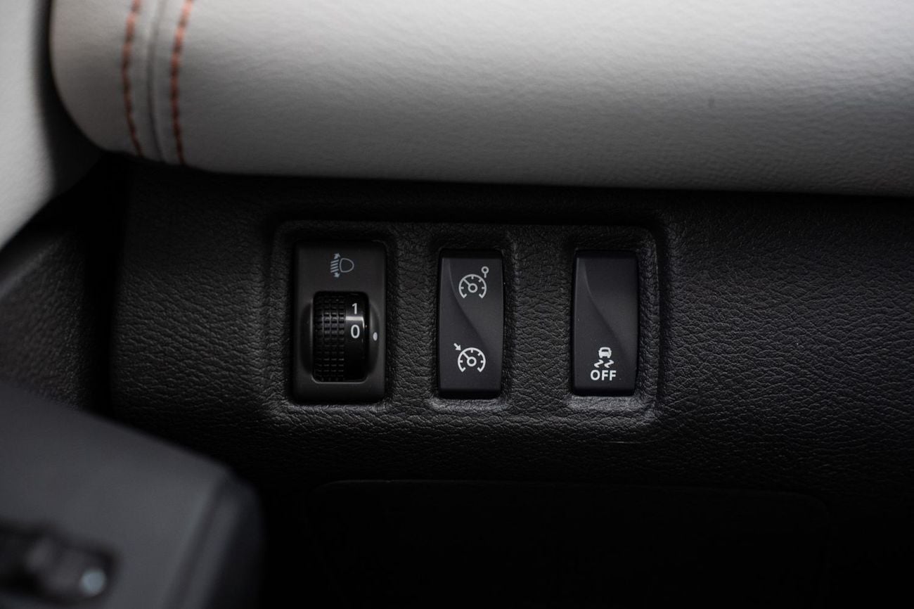 نيسان ماغنيت SL