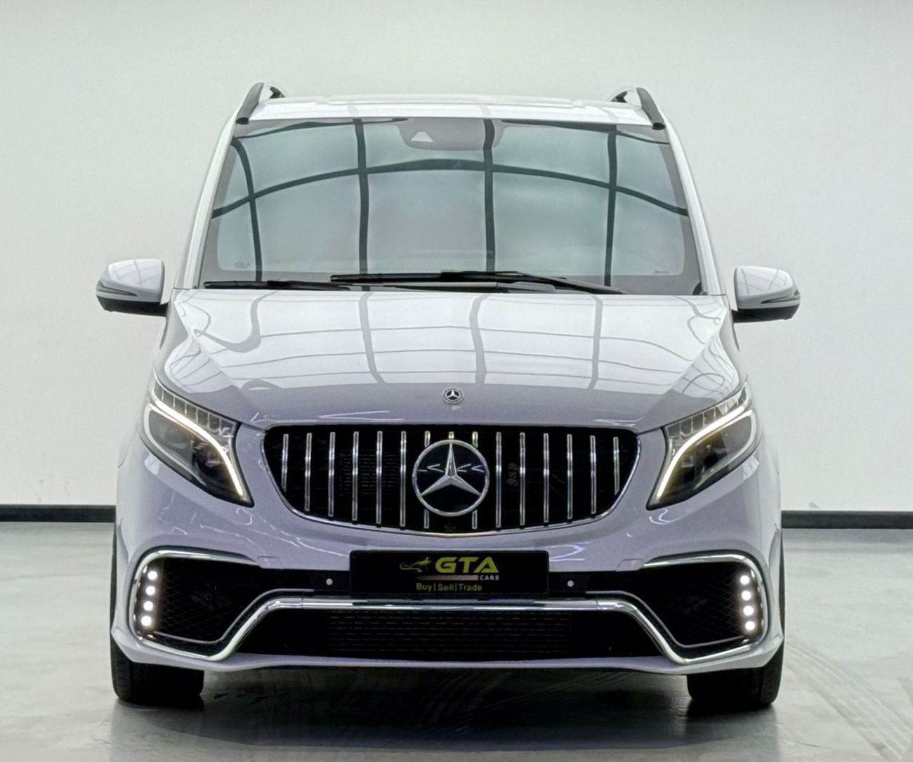 Mercedes Benz V 250 2023 Mercedes Benz V250 Falcon Edition, 2026 MB Warranty, 2027 MB Service Pack, Low Km, GCC