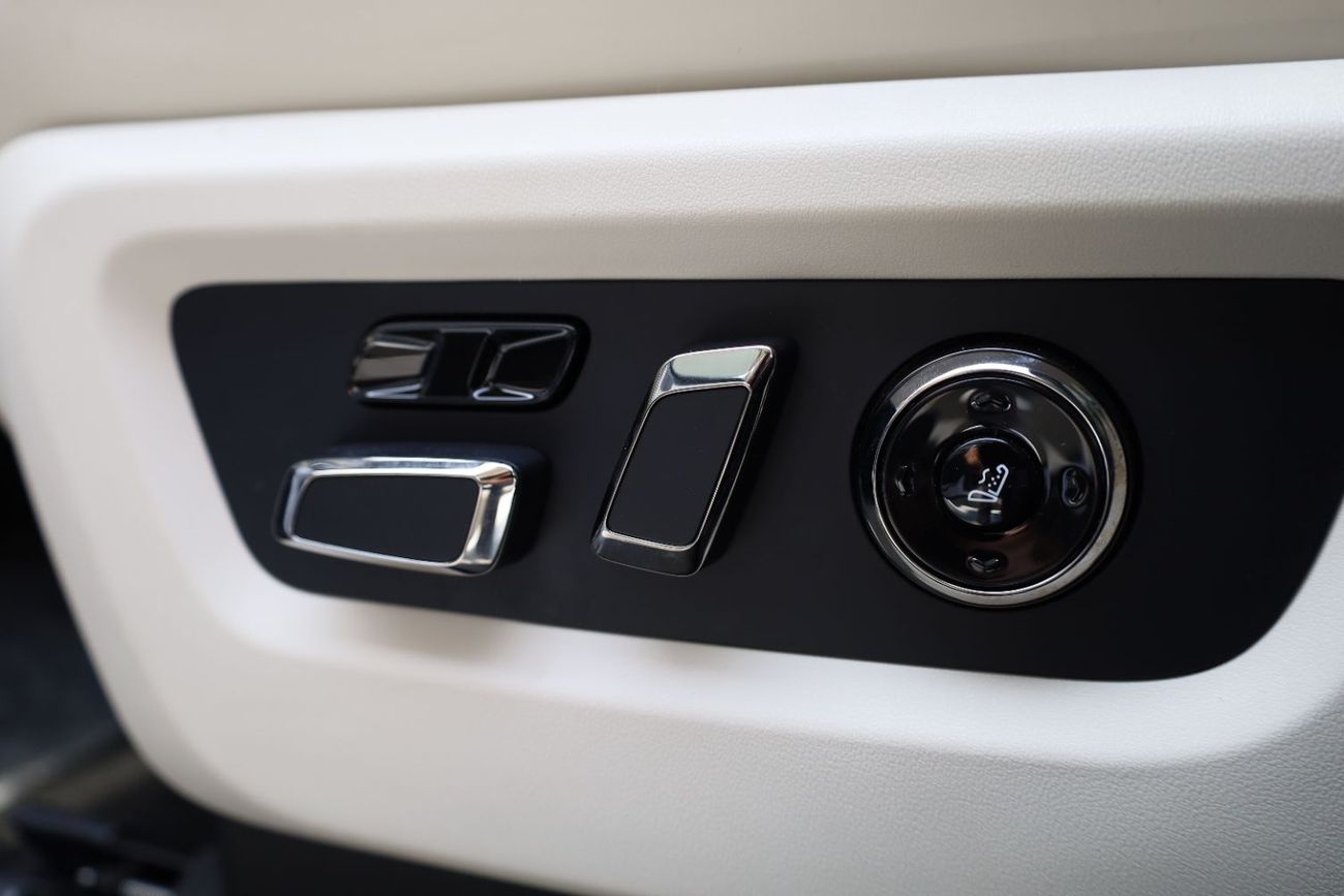 ROX 01 ROX-01 VIP PLUG-IN HYBRID 1.5L Petrol Turbo Engine Electric Range 235KM