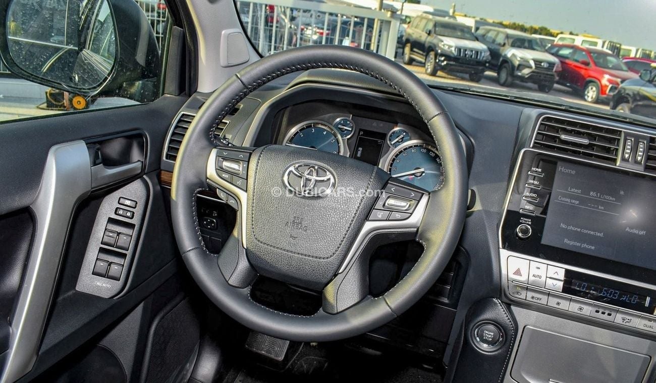 Toyota Prado VX - 4.0l - Automatic - LED Headlight - Push Start - 19" alloy wheels - Climate Control - DVD - Came