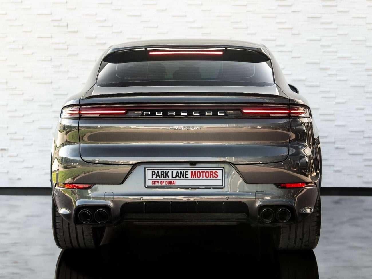 Porsche Cayenne Base