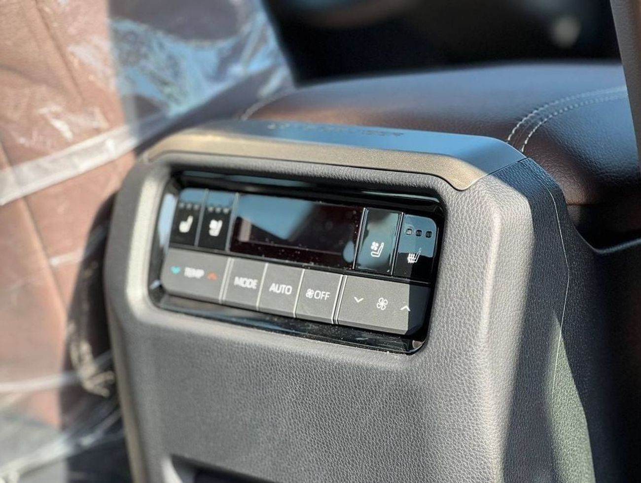 تويوتا برادو Adventure Mono Tone 2.4T ADVENTURE 2.4L TURBO // 2024 // FULL OPTION WITH RADAR & 360 CAMERA , HEAD