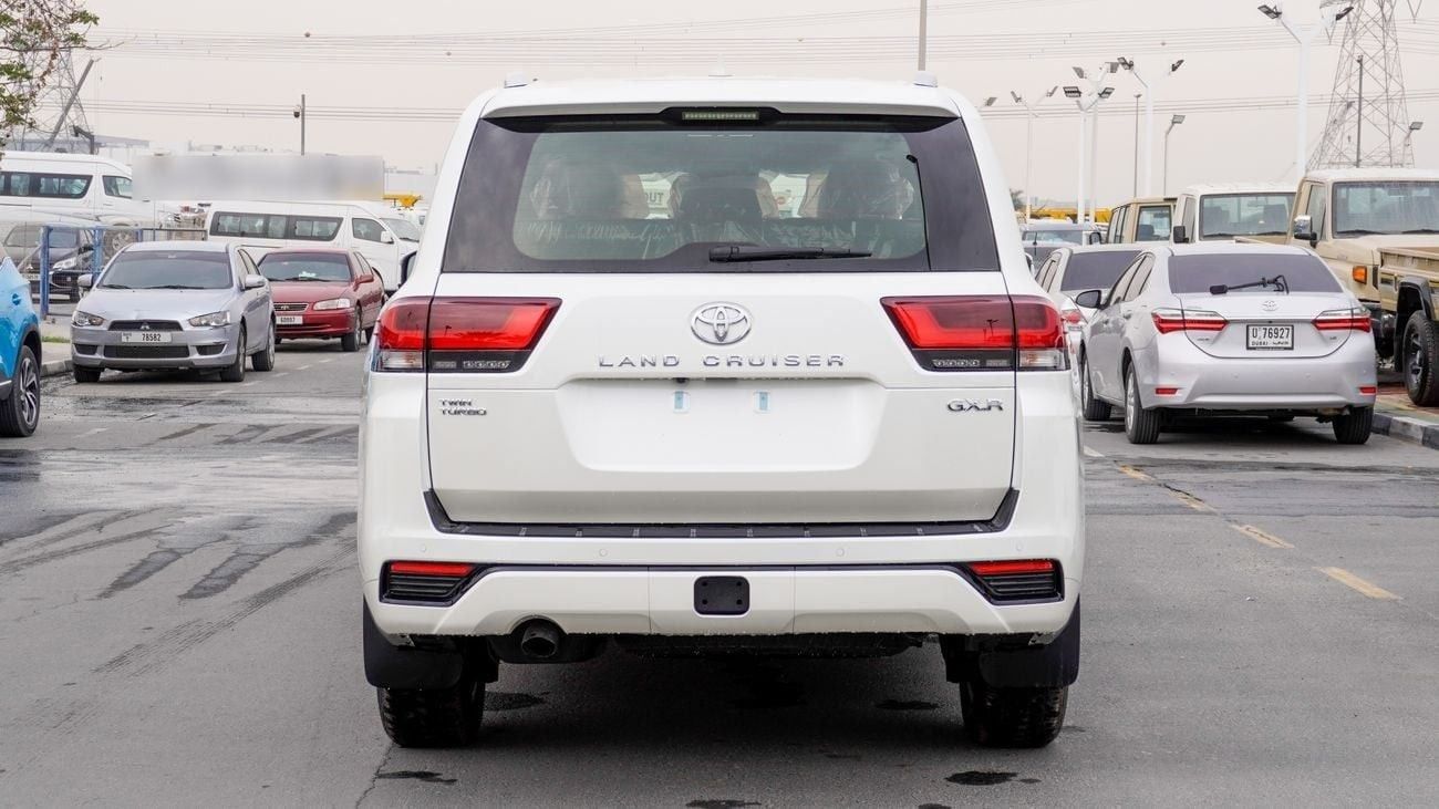 Toyota Land Cruiser GXR 3.5L Twin Turbo Full Option V6