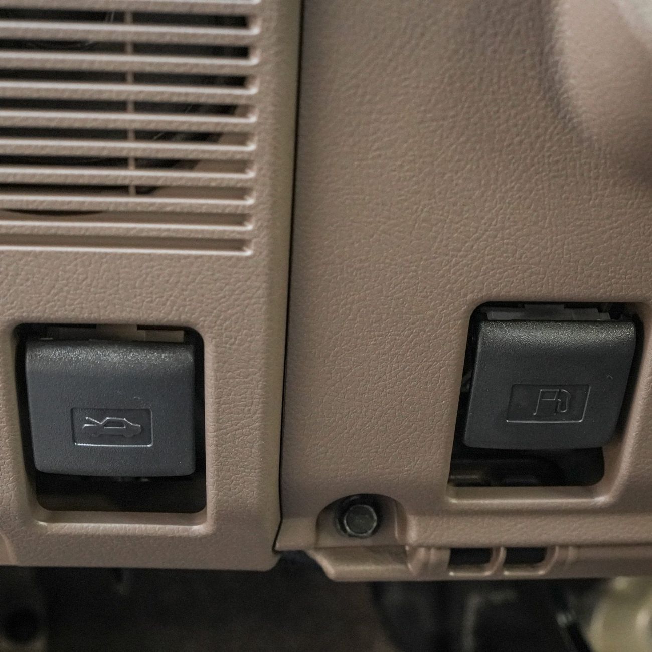 تويوتا لاند كروزر 70 LC 76 2.8 Diesel || 2025