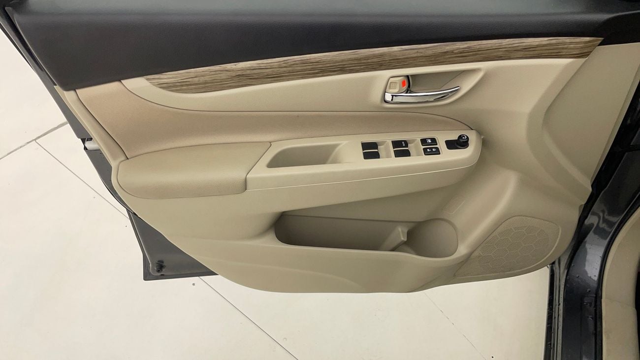 سوزوكي سياز GL 1.5 | بدون دفعة مقدمة | اختبار القيادة في المنزل