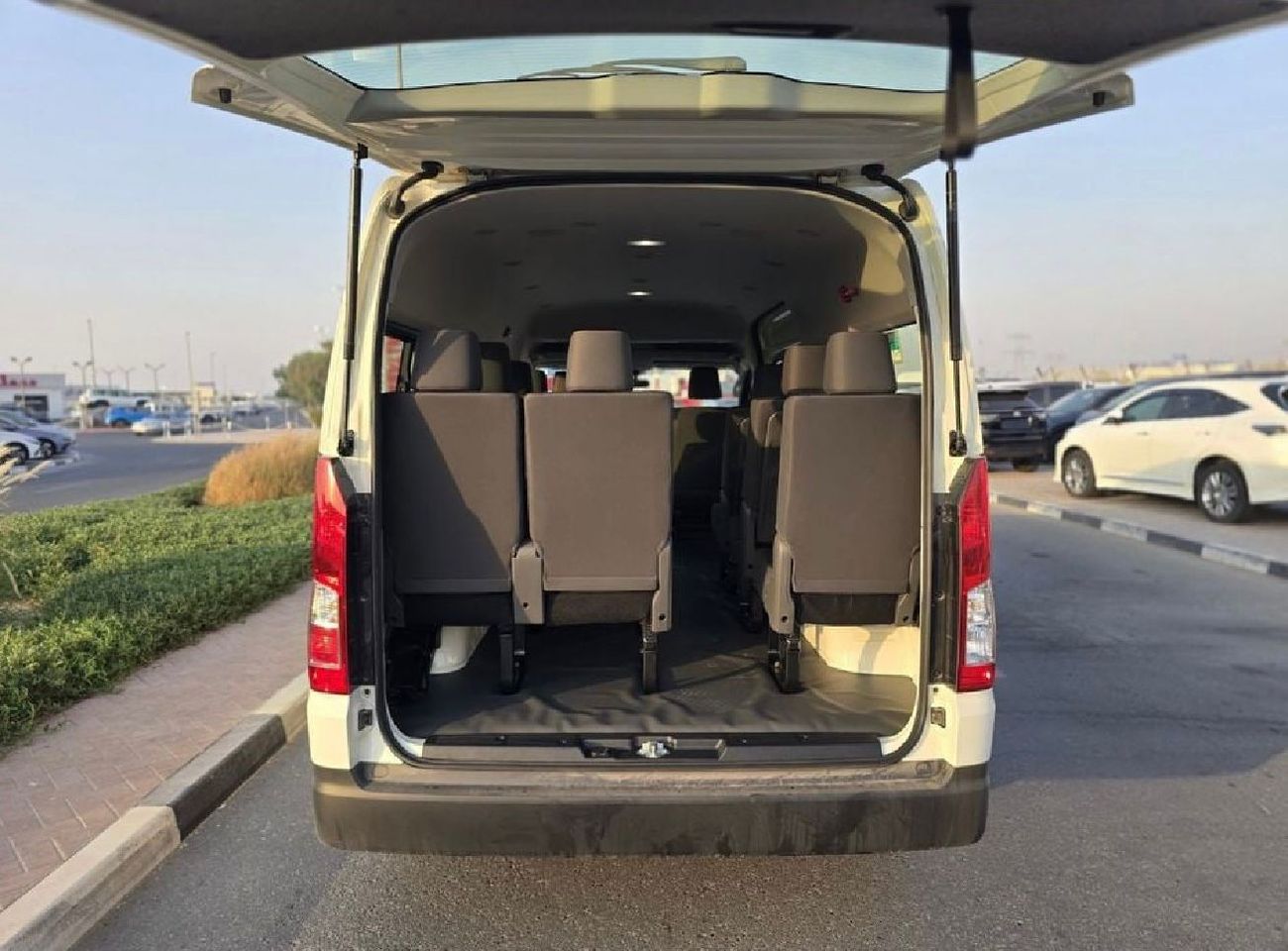 تويوتا هاياس