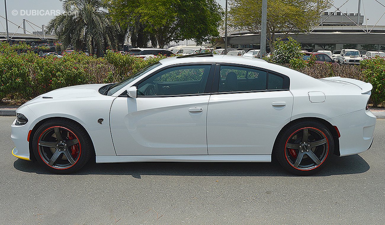 Dodge Charger 2019 HELLCAT, 6.2L Supercharged V8 GCC, 707hp, 0km w/ 3 Years or 100,000km Warranty