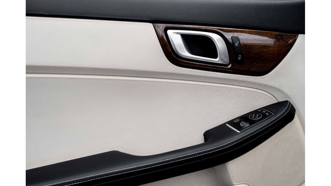 Mercedes-Benz SLC 200 SLC 200 EMC | 1,958 P.M  | 0% Downpayment | Pristine Condition!