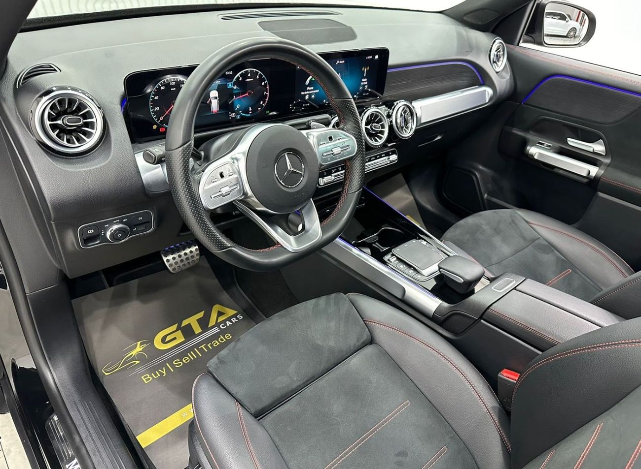 مرسيدس بنز GLB 200 2022 Mercedes Benz GLB200 AMG Premium 7 Seater, Oct 2027 Mercedes Warranty, Full Options, GCC