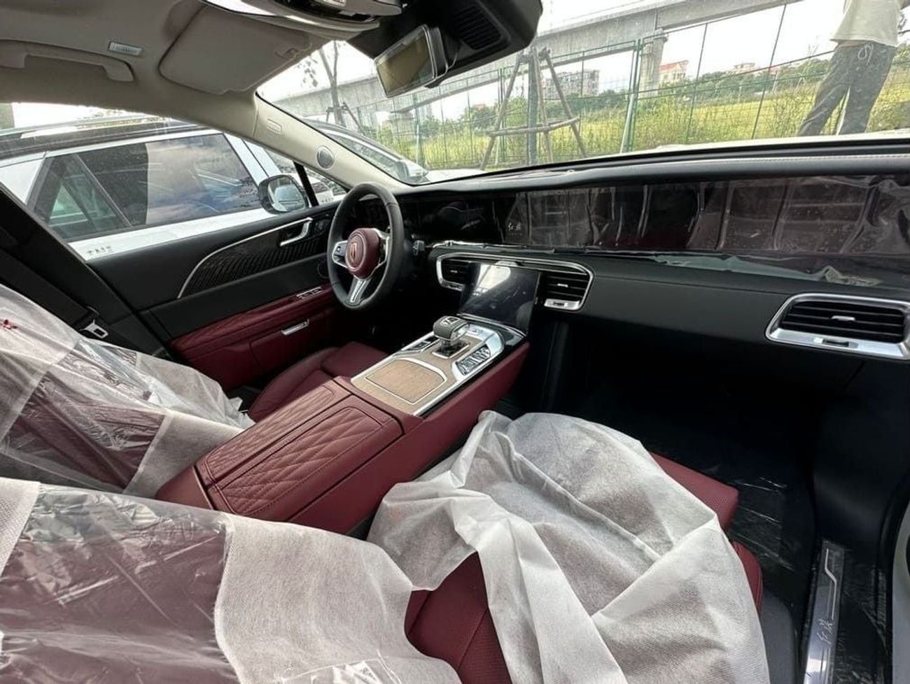 HONGQI EHS9 Hongqi EHS9 Standard 6 Seater