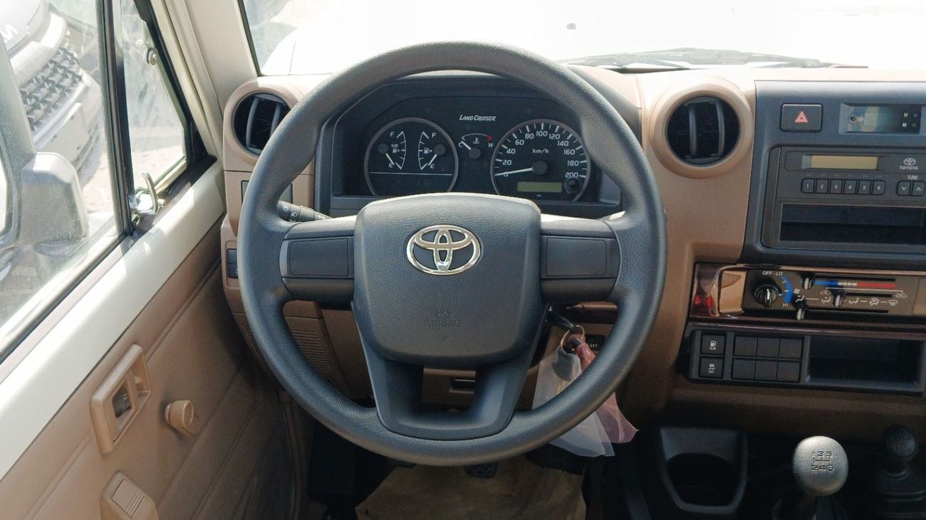 Toyota Land Cruiser Pick Up Toyota LC79 2.8L Diesel Manual SC Pickup 2025YM