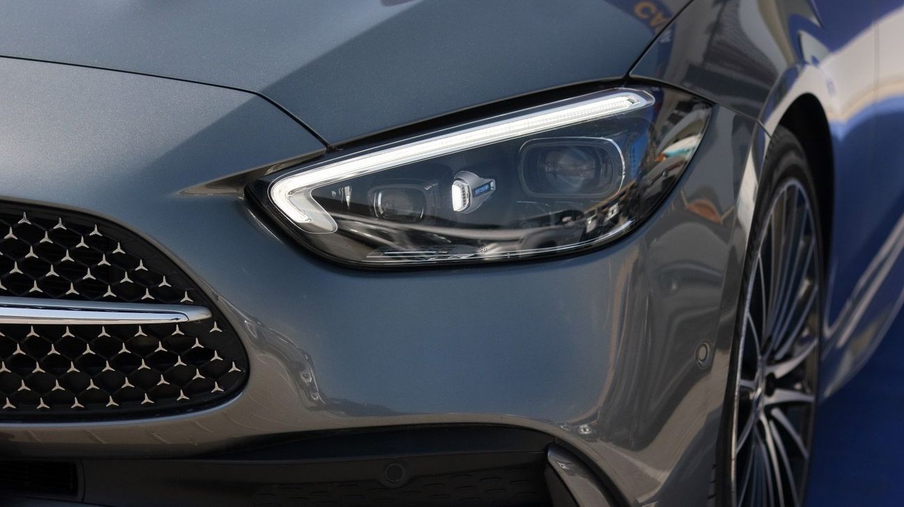 مرسيدس بنز C 200 L Premium 2.0L | Complete Service History | Zero Downpayment Support