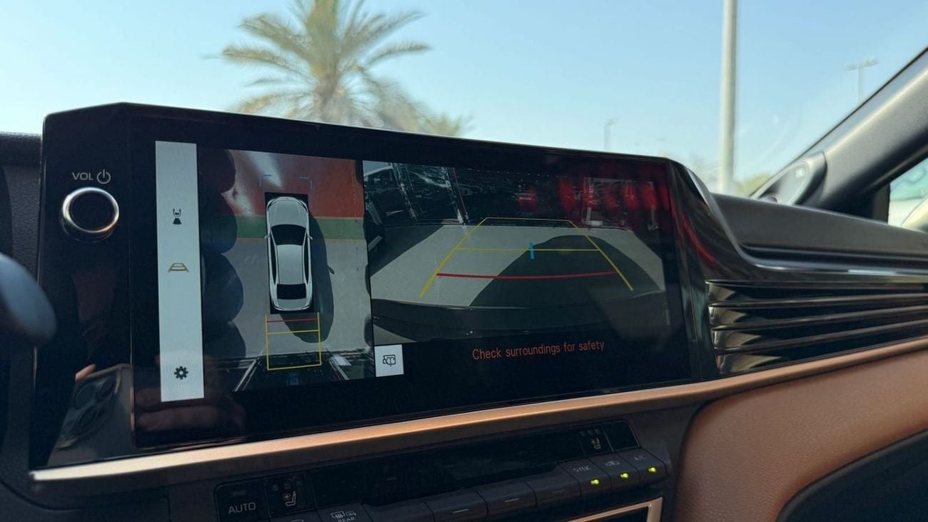 Toyota Camry Toyota Camry Hybrid Lumiere 2.5L | 2025 | 0KM | GCC