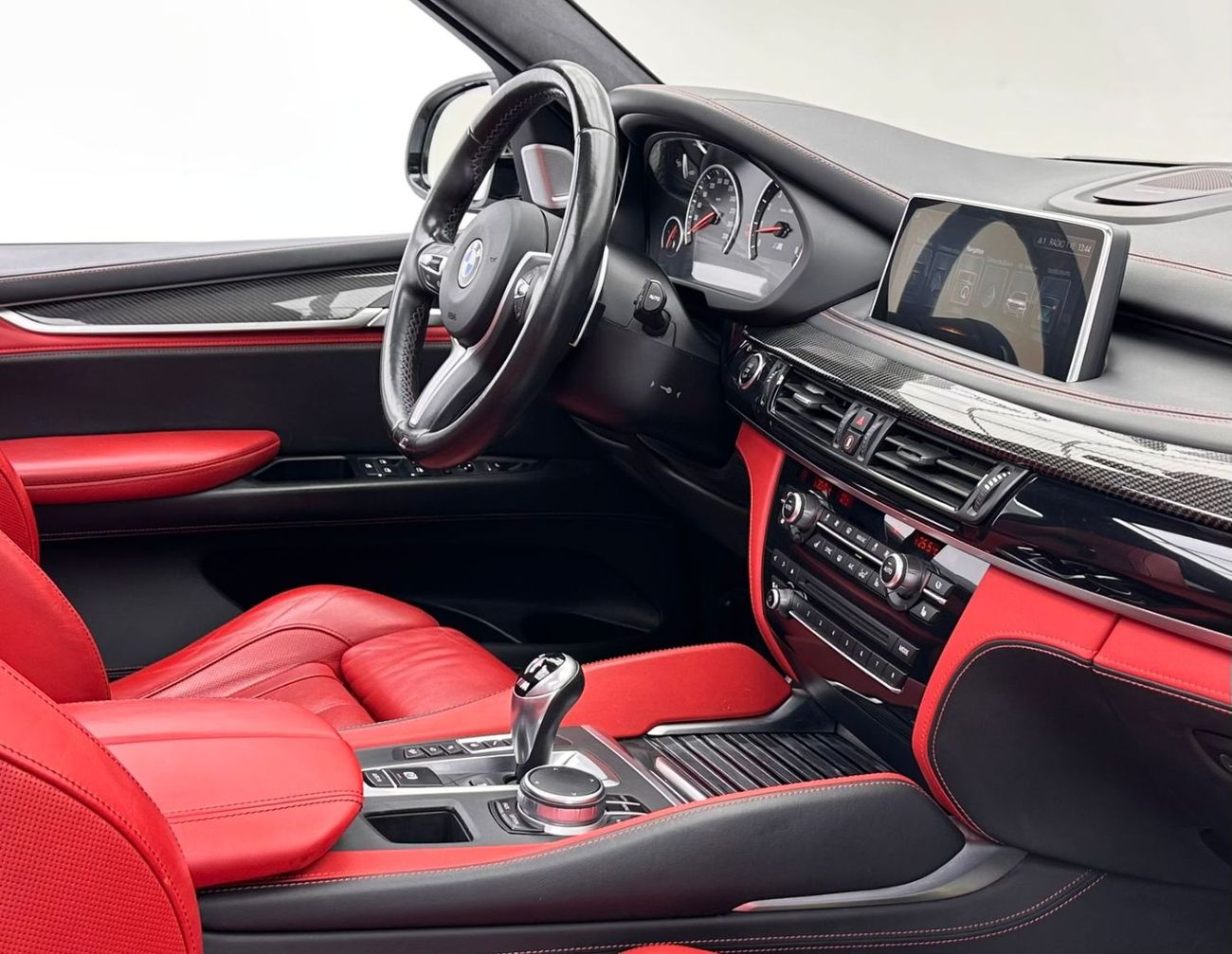 BMW X5M Std 4.4L 2017 BMW X5M M-Sport, BMW Full Service History, Excellent Condition, GCC