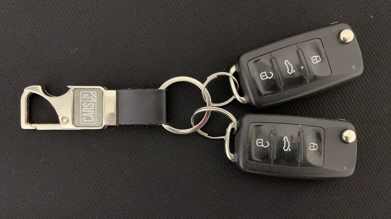 فولكس واجن باسات S 2.5 | بدون دفعة مقدمة | اختبار القيادة في المنزل