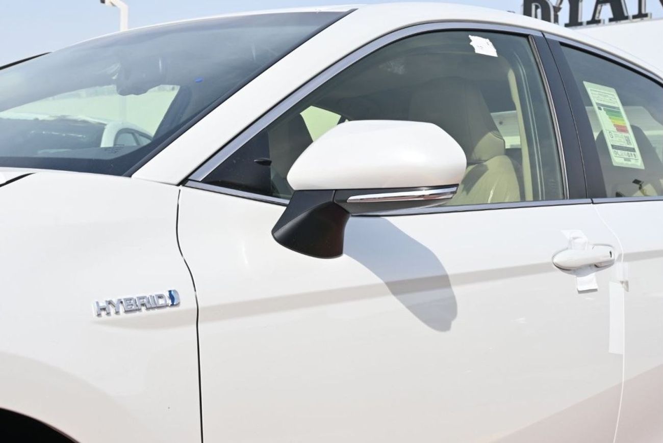 Toyota Camry Toyota Camry GLE 2.5L Hybrid, Sedan, FWD, 4Doors