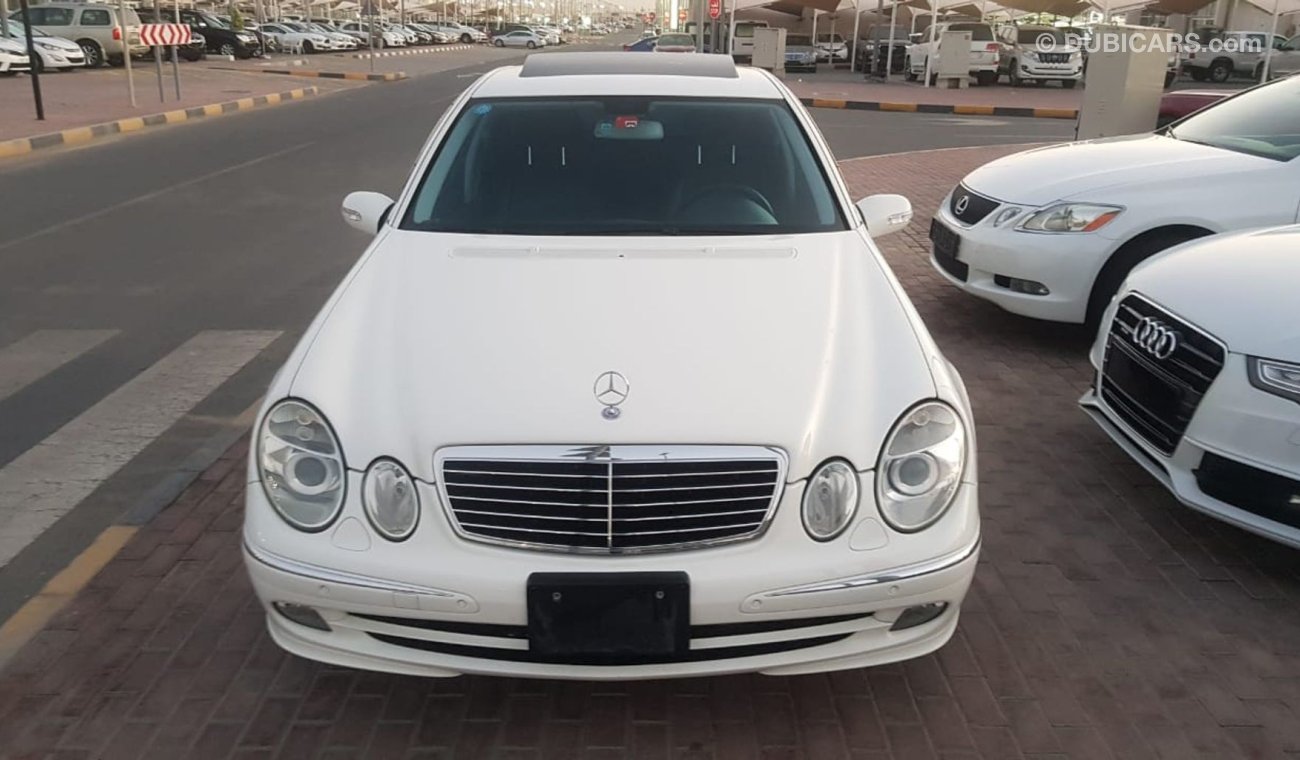 مرسيدس بنز E 350 موديل 2006 وارد اليابان حاله نظيفه جدا افينجارد فل اوبشن صبغ وكاله فتحه وجلد ومثبت سرعه عداد قليل كا
