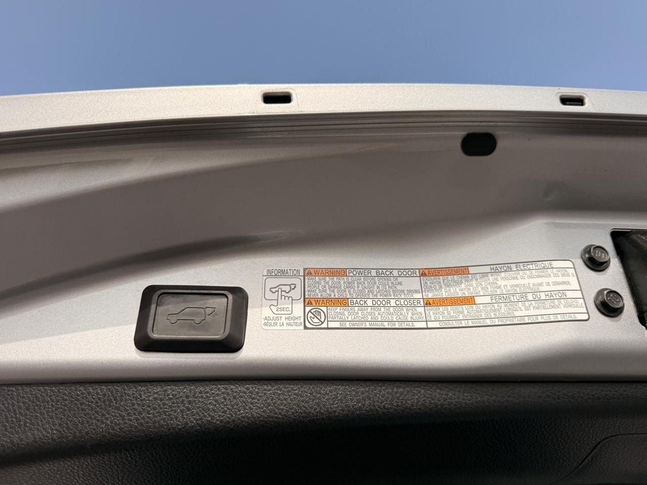 تويوتا راف ٤ VXR XLE 2.5L
