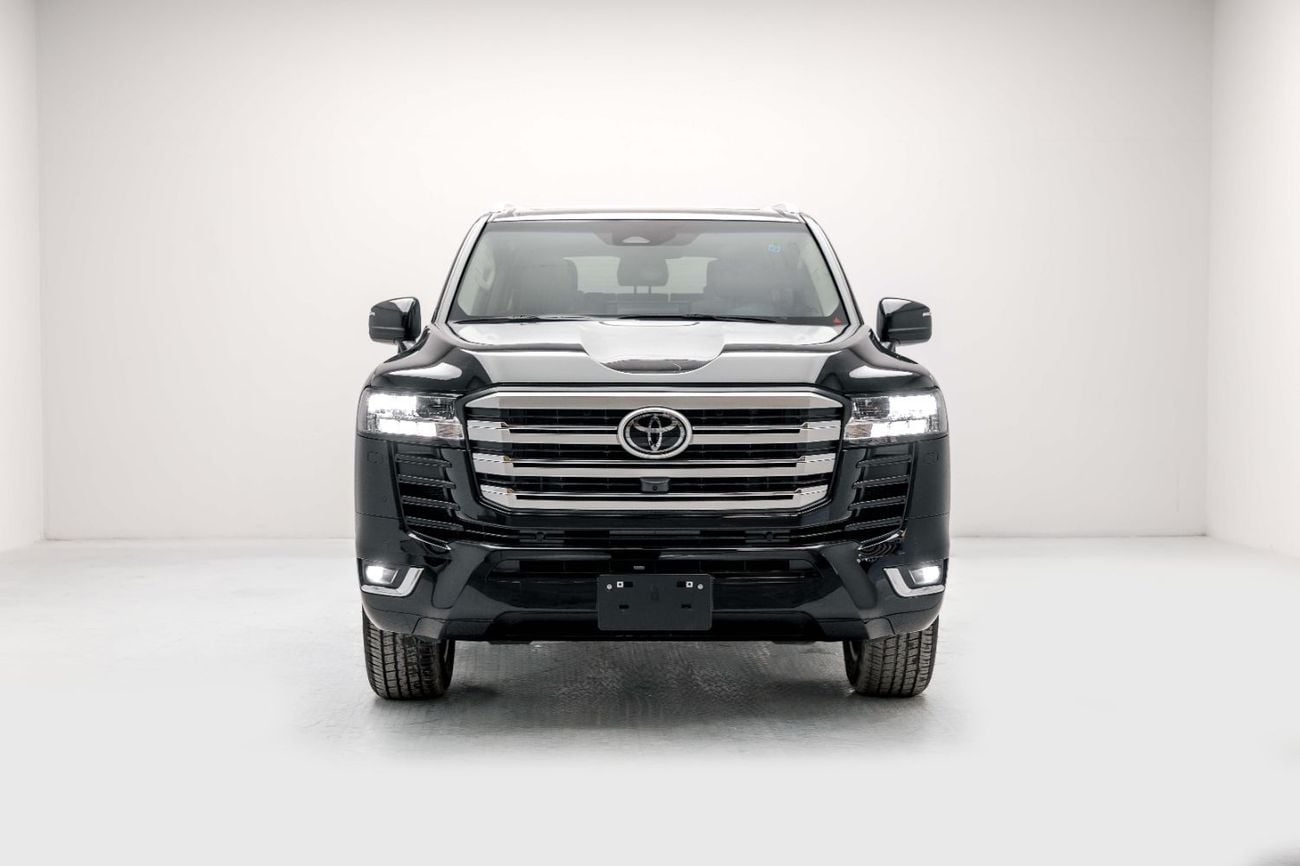 تويوتا لاند كروزر LC300 GXR 3.5L - Black Inside Beige | Export Only