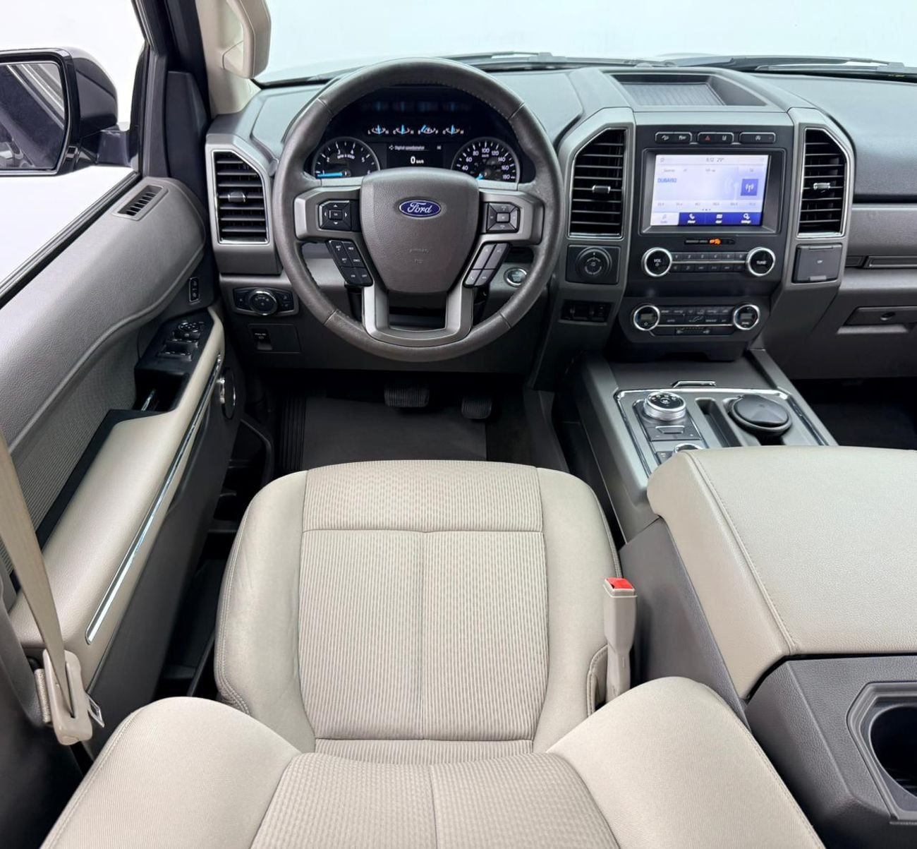 Ford Expedition 2020 Ford Expedition XLT, 1 Year Unlimited Km Warranty, Full Service History, GCC