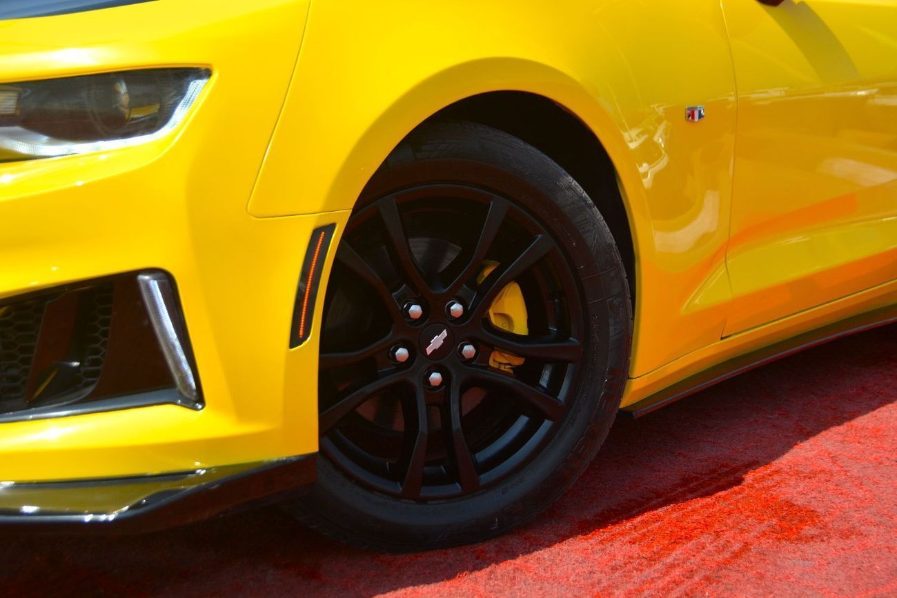 شيفروليه كامارو YELLOW BLACK BEAST