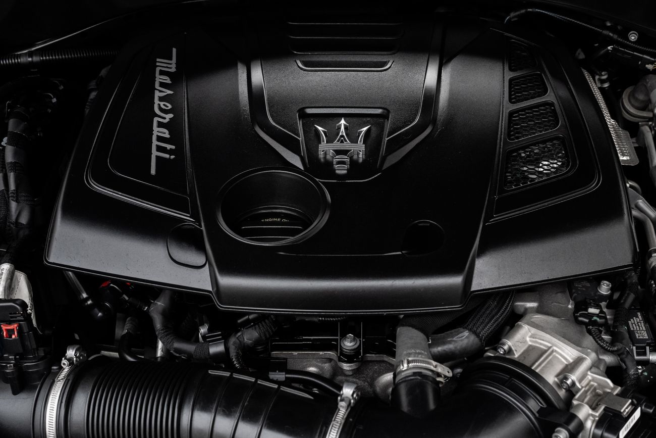 Maserati Levante 3,721 P.M | 0% Downpayment | LEVANTE GT HYBRID | LOW KMS!