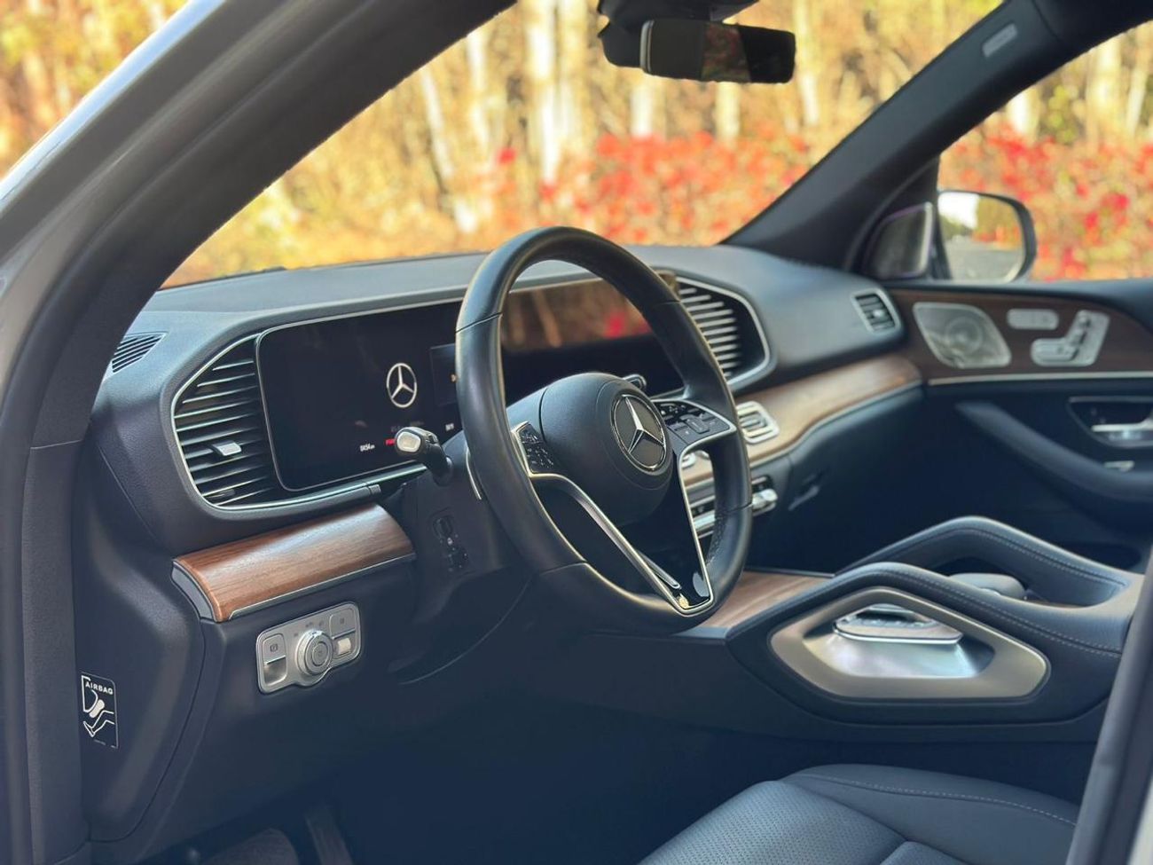 Mercedes-Benz GLE 350 2025 Mercedes-Benz GLE 350 4MATIC | Like New | Warranty | 6000 KM | 2.0L Inline-4 | 255 HP