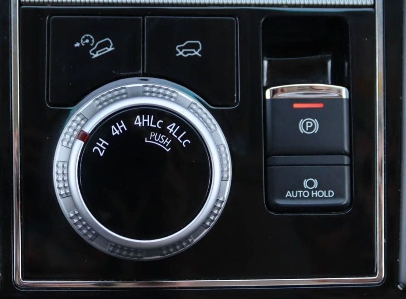 Mitsubishi Montero Sport GLS Premium 3.0L (7 Seater) Mitsubishi Montero Sport 2021 model, GCC, in excellent condition, accide