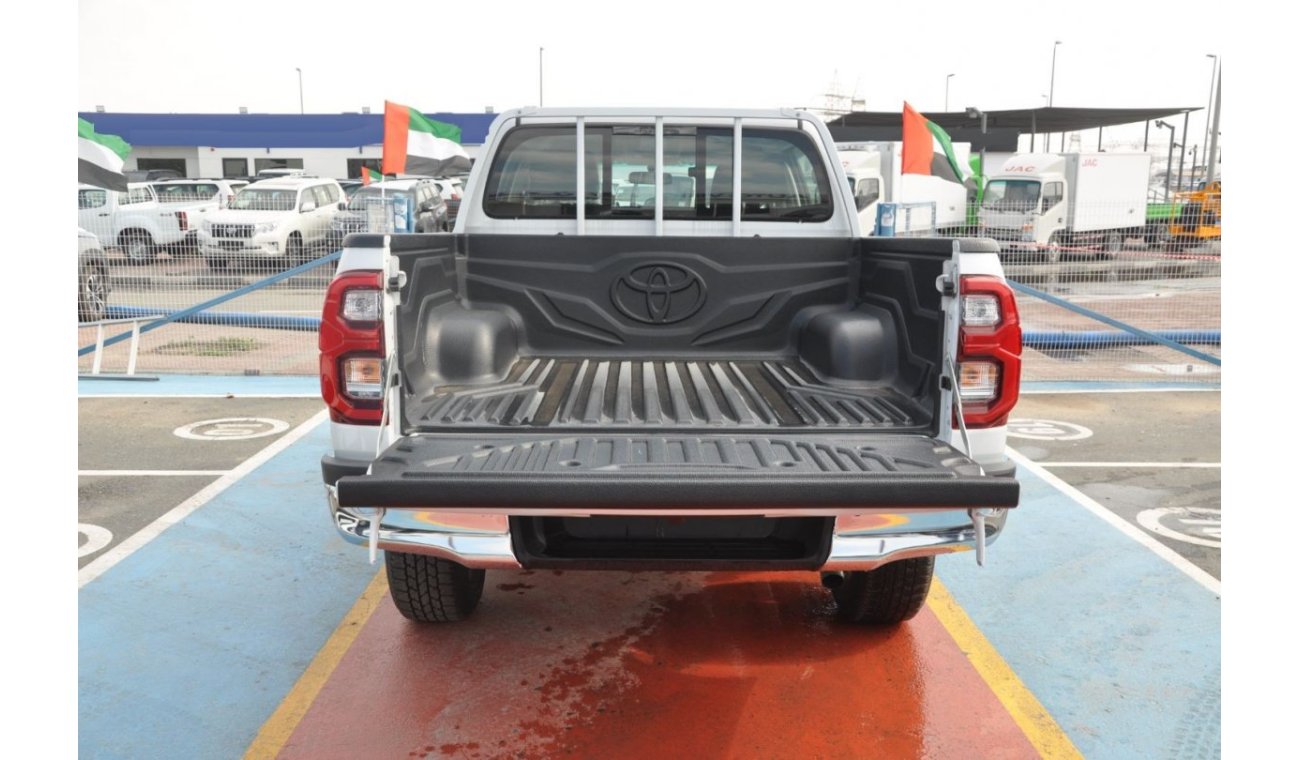 Toyota Hilux 2.4L DIESEL MANUAL