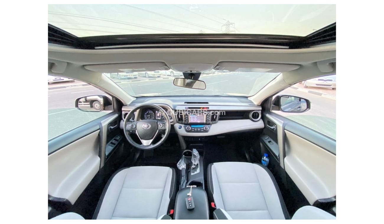 Toyota RAV4 2018 TOYOTA RAV4 XLE / AWD / FULL OPTION