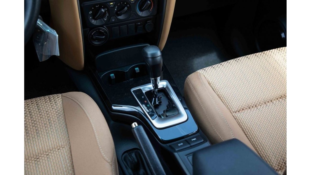 Toyota Fortuner 2023 Toyota Fortuner 2.7 4X4 Low 17 AL - White Pearl inside Chamois | Export Only