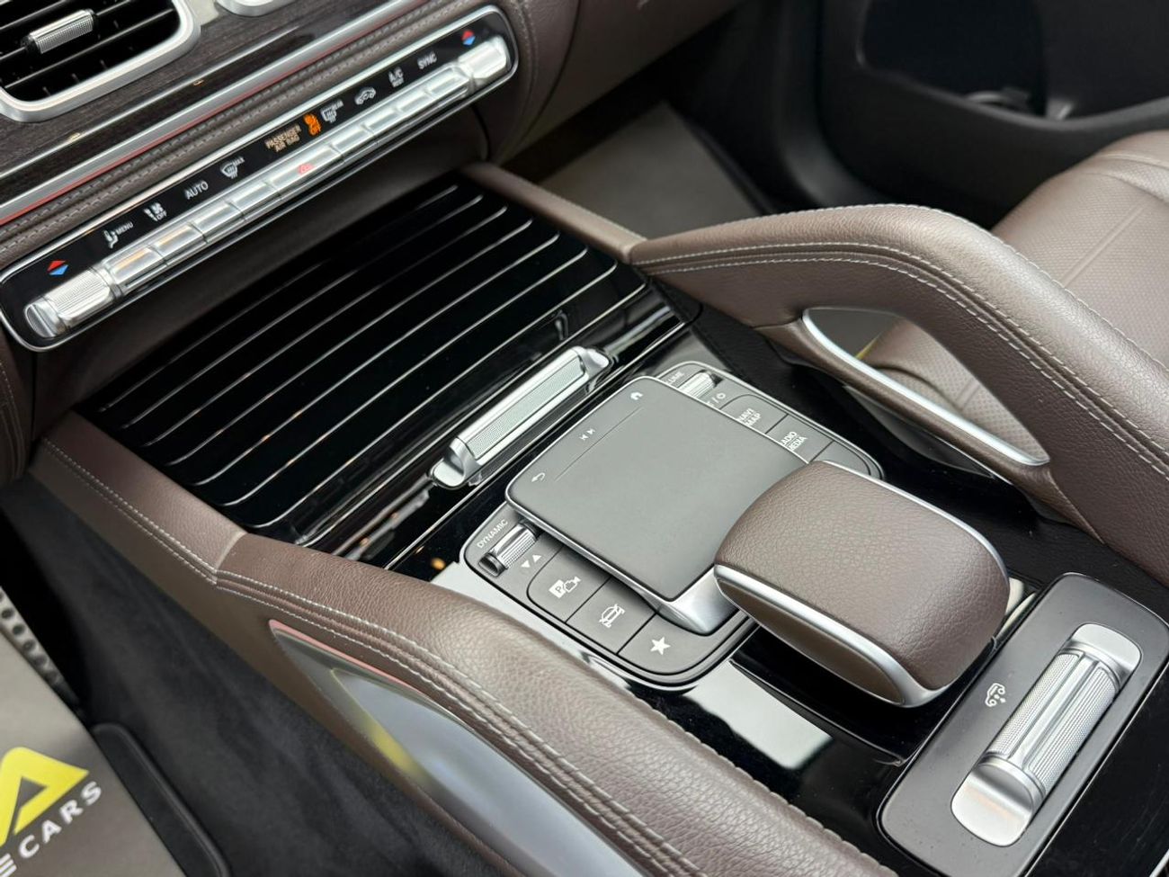 مرسيدس بنز GLS 580 4MATIC 2022 Mercedes Benz GLS580 AMG 4MATIC, 2027 Mercedes Warranty + Service Pack, 7 Seater, GCC