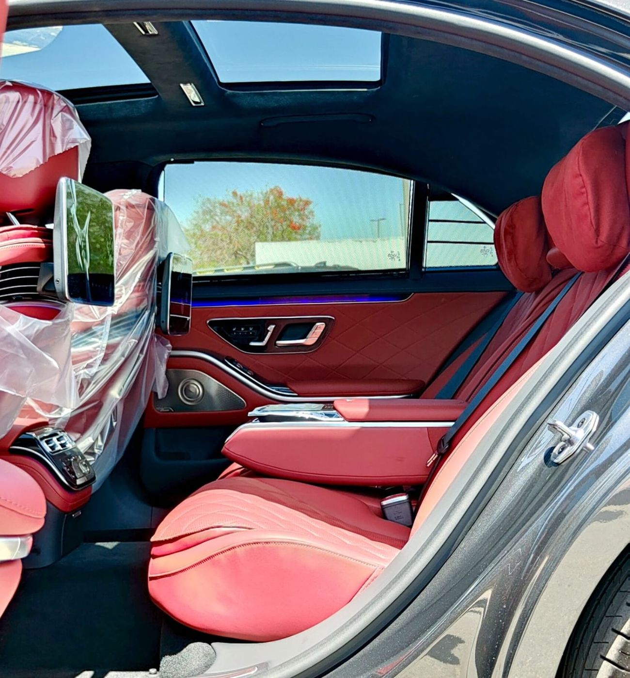 Mercedes Benz S500 4MATIC L HIGH AMG Full Option 5 Years Warranty 2026 GCC