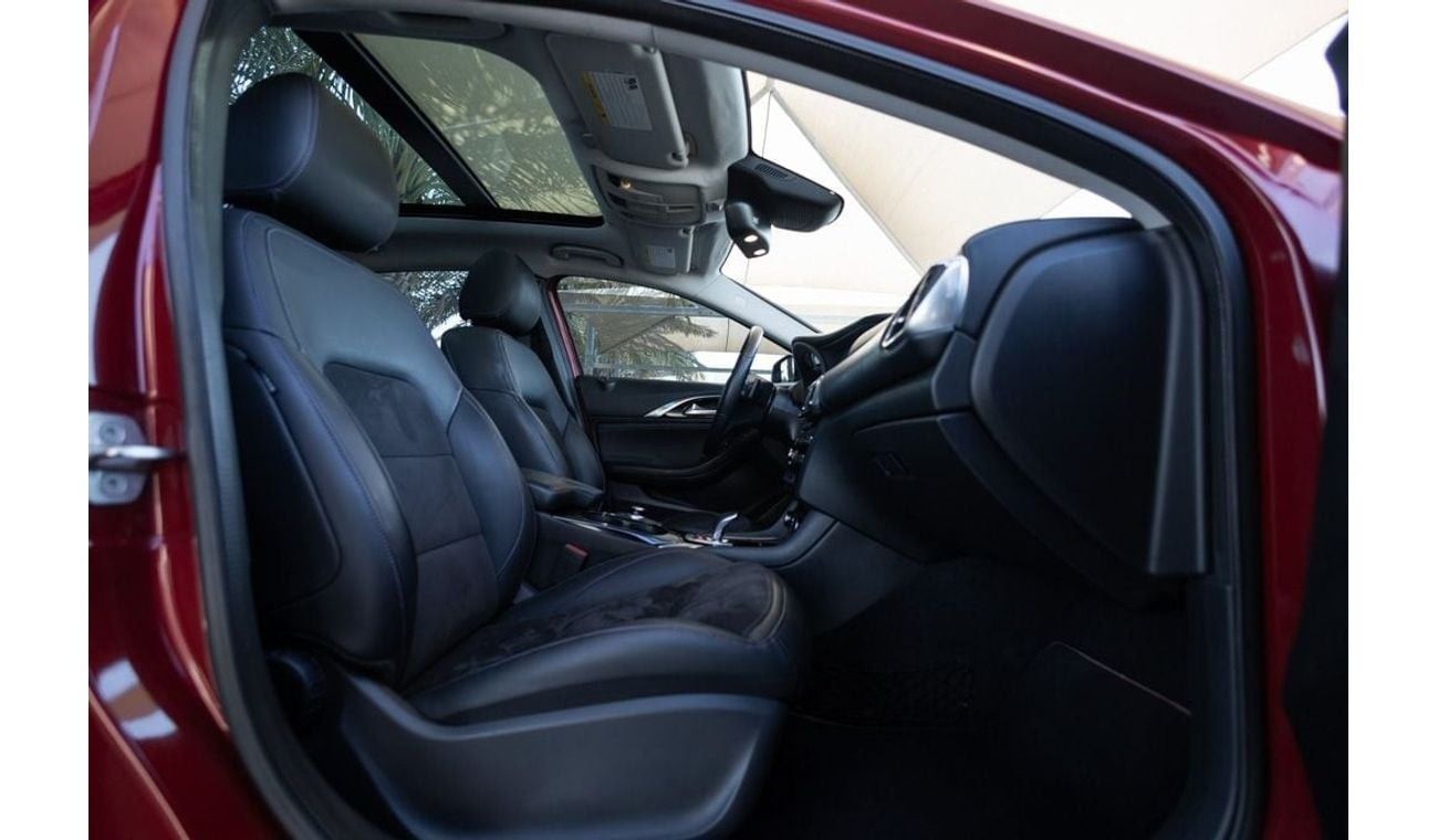 Infiniti Q30 Infiniti Q30 2019 GCC under Warranty with Flexible Down-Payment.