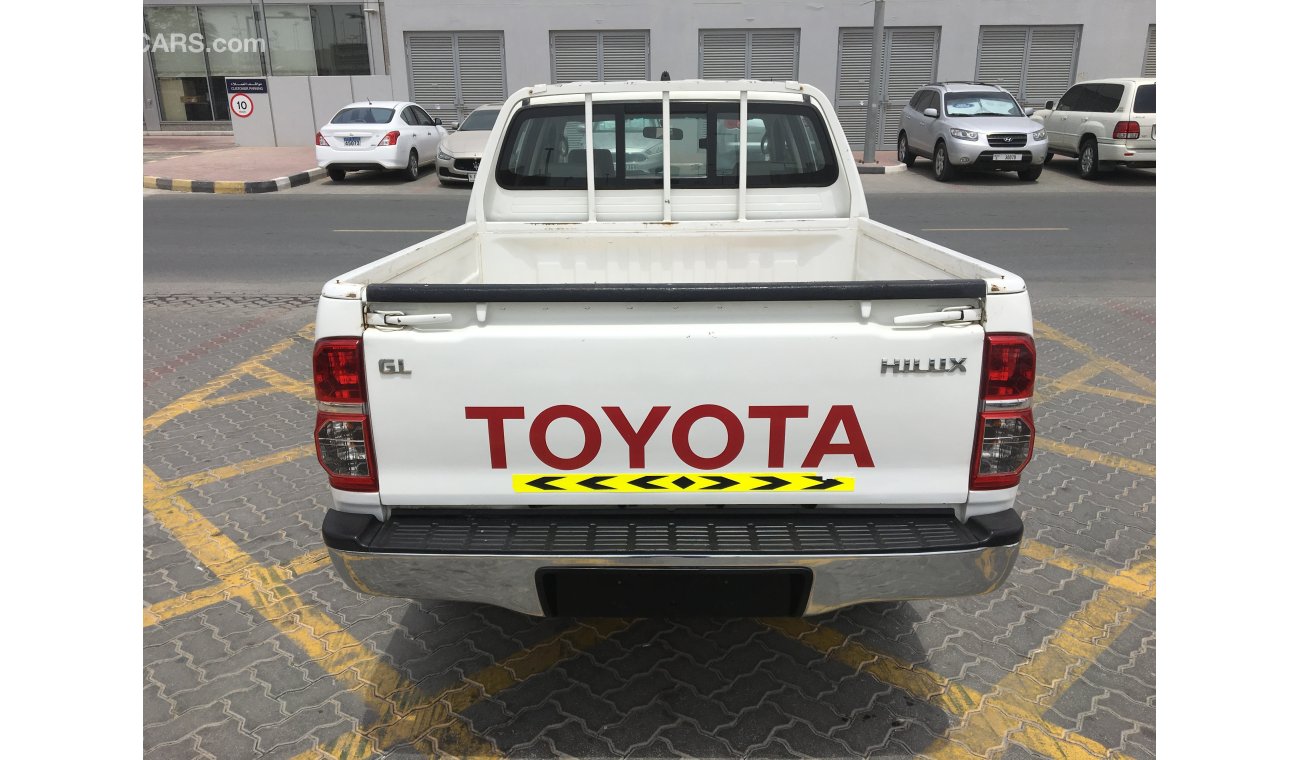 Toyota Hilux we offer : * Car finance services on banks * Extended warranty * Registration / export services