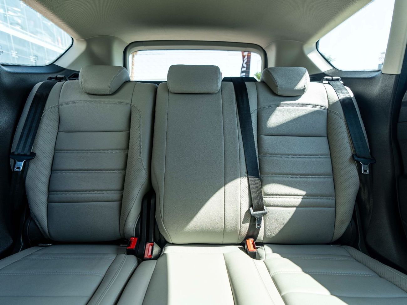 Ford Escape AED 865 PM • ESCAPE AWD SE • ONLY 40K KM • OFFICIAL FORD WARRANTY AND SERVICE PLAN