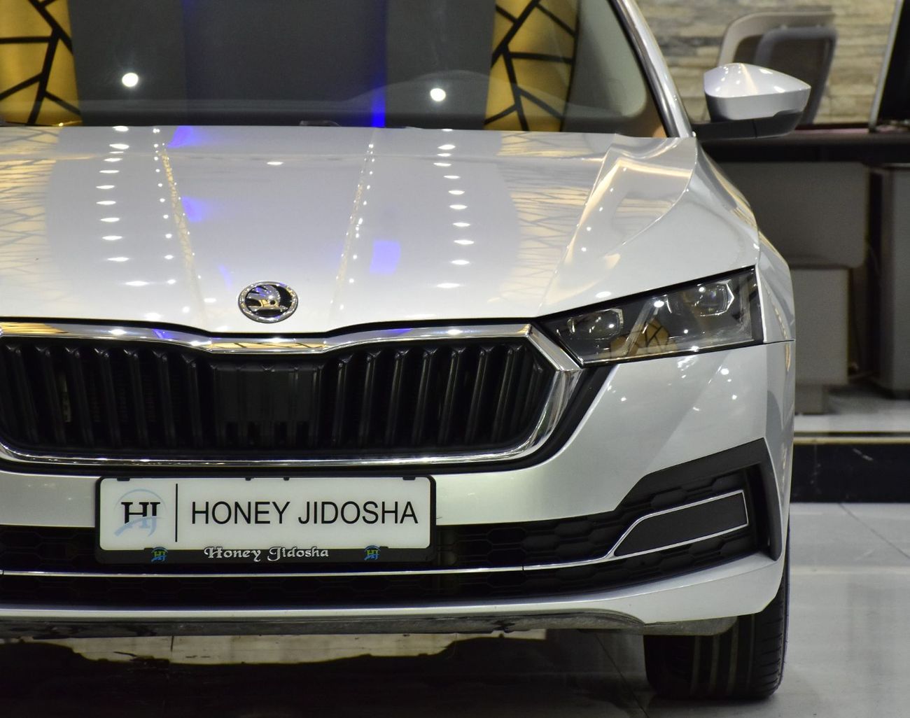 سكودا أوكتافيا EXCELLENT DEAL for our Skoda Octavia ( 2021 Model ) in Silver Color GCC Specs