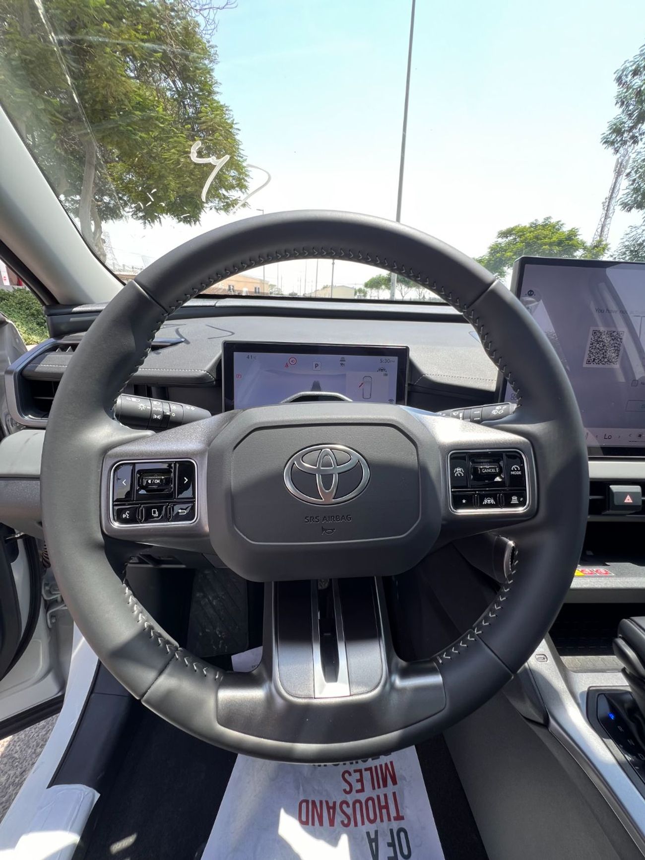 تويوتا راف ٤ TOYOTA RAV4 2.0 4WD LUXURY -2026YM